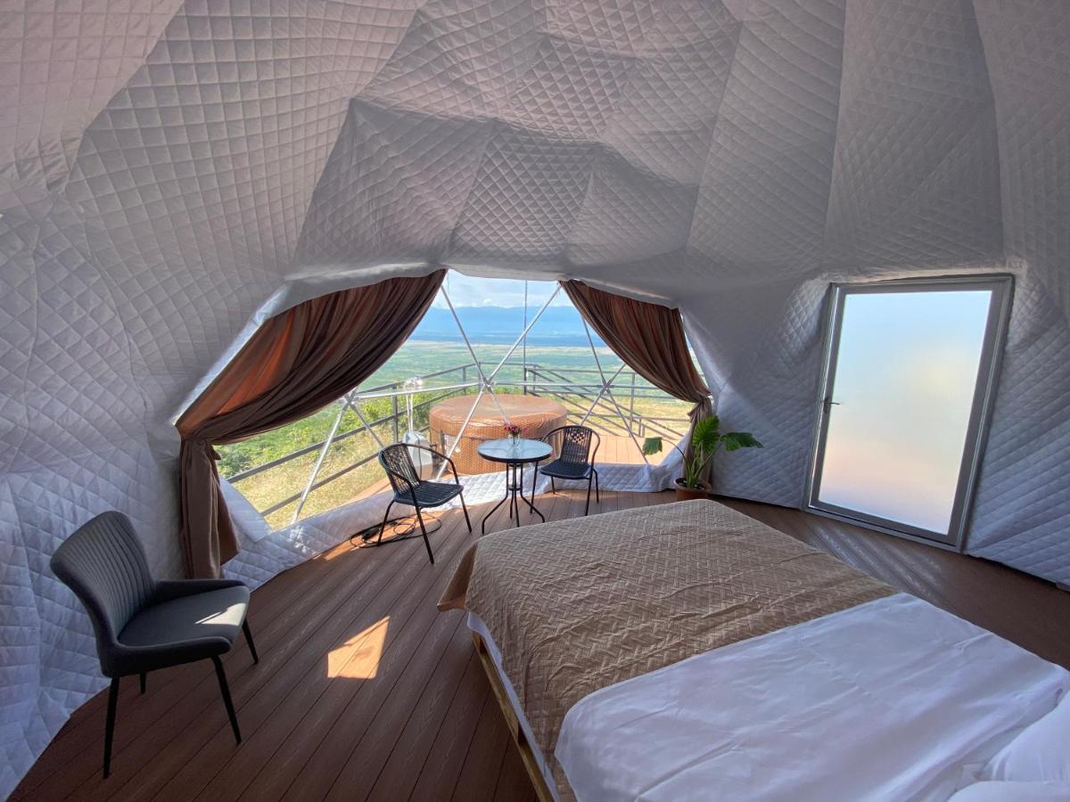 Signagi Glamping Hotel Ngoại thất bức ảnh